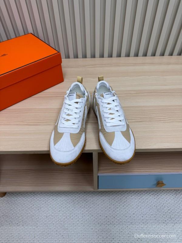 2025 Unisex Hermès White Beige Suede Down Fabric Sneakers Top Version KFY00300