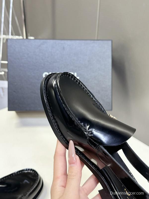 2025 Women Chanel Black Leather Loafers CC Logo KFY00300