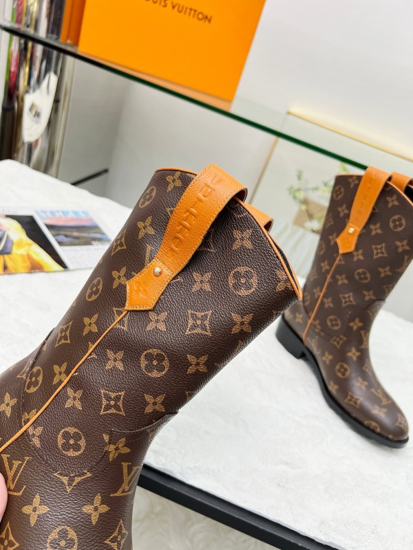 2024 Women Louis Vuitton Brown Monogram Leather Boots MJ00360