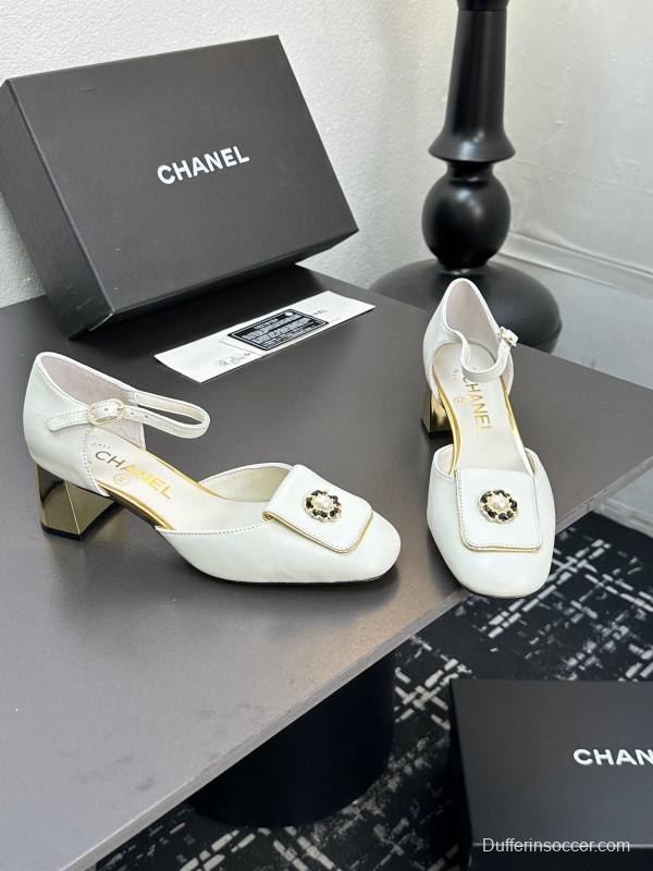 2025 Women Chanel White Leather Chunky Heel Metal Decoration LY00360