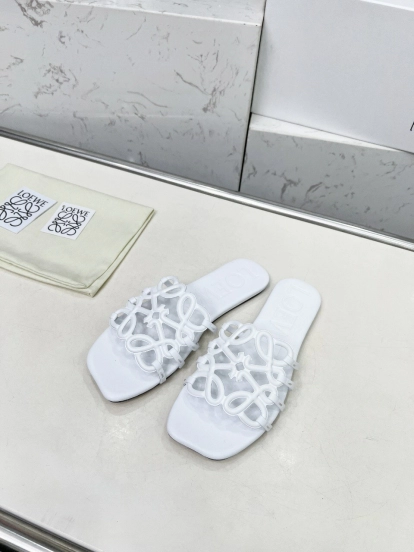 2025 Slippers Loewe White Leather Limited Edition LY00190
