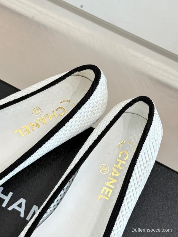 2025 Women Chanel White Black Leather Mesh Ballet Flats KFY00260
