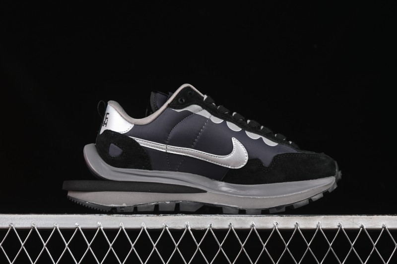 Nike Sacai VaporWaffle 3.0 Fashion Show Casual Shoes - DD1875-300