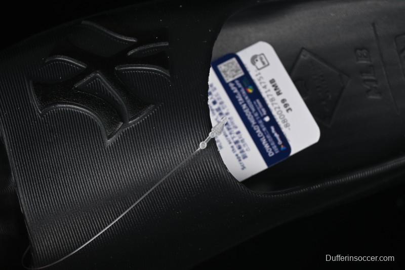 New York Yankees MLB Skipper Slide Summer Casual Sandals - 3ALPS015350BKS