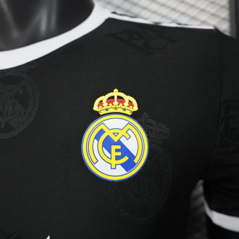 Player Version 25/26 Real Madrid Black Special Jersey