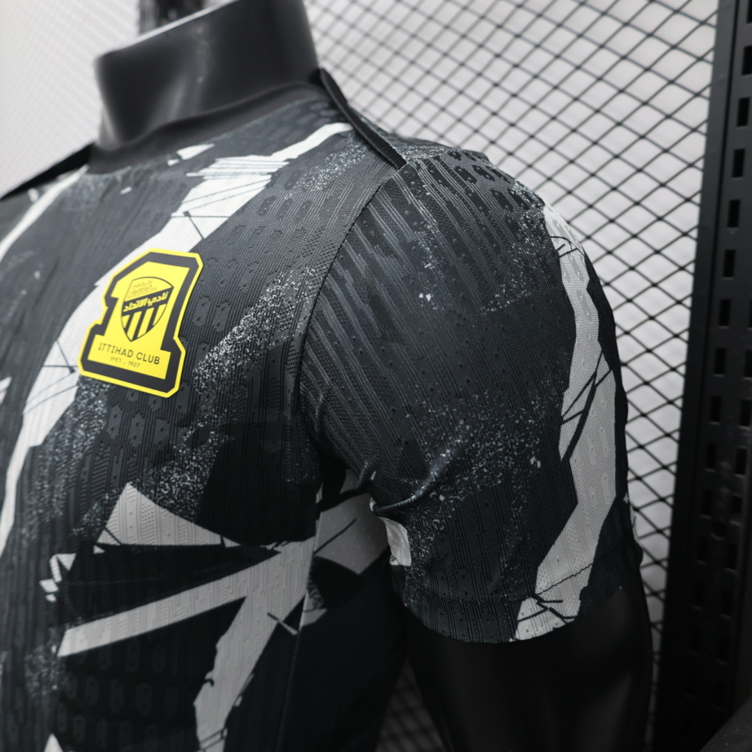 Player Version 25/26 FC 
Al-Ittihad Black with Abstract Camouflage Pattern Jersey