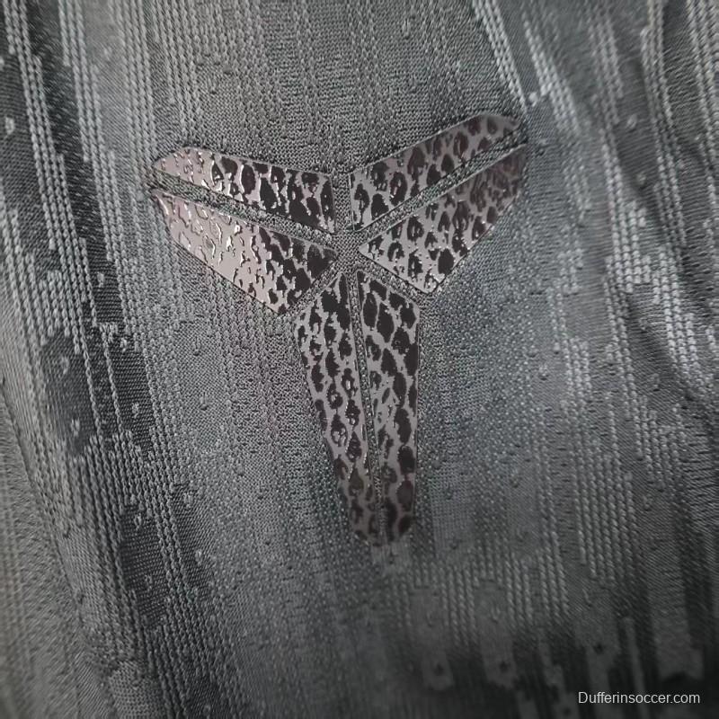 Player Version 25/26 Barcelona Black Shorts