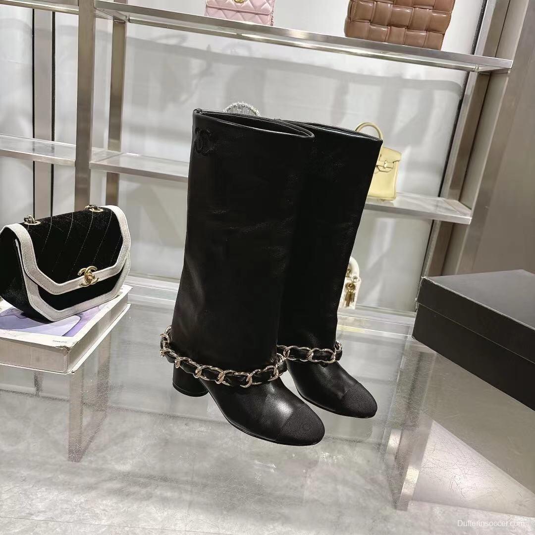 Chanel 2025/SS Runway Turn-Cuff Large Chain Block Heel Boots - LY00510
