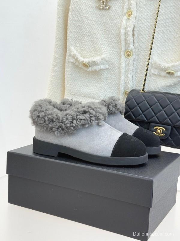 Chanel 2025/SS Double C Color-Block Shearling Snow Boots - KFY00270