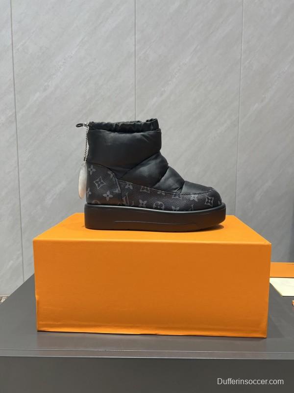 Louis Vuitton Fall/Winter 2025 Snow Boots Series Round Toe Thick Sole Down-Filled Snow Boots - KFY00310