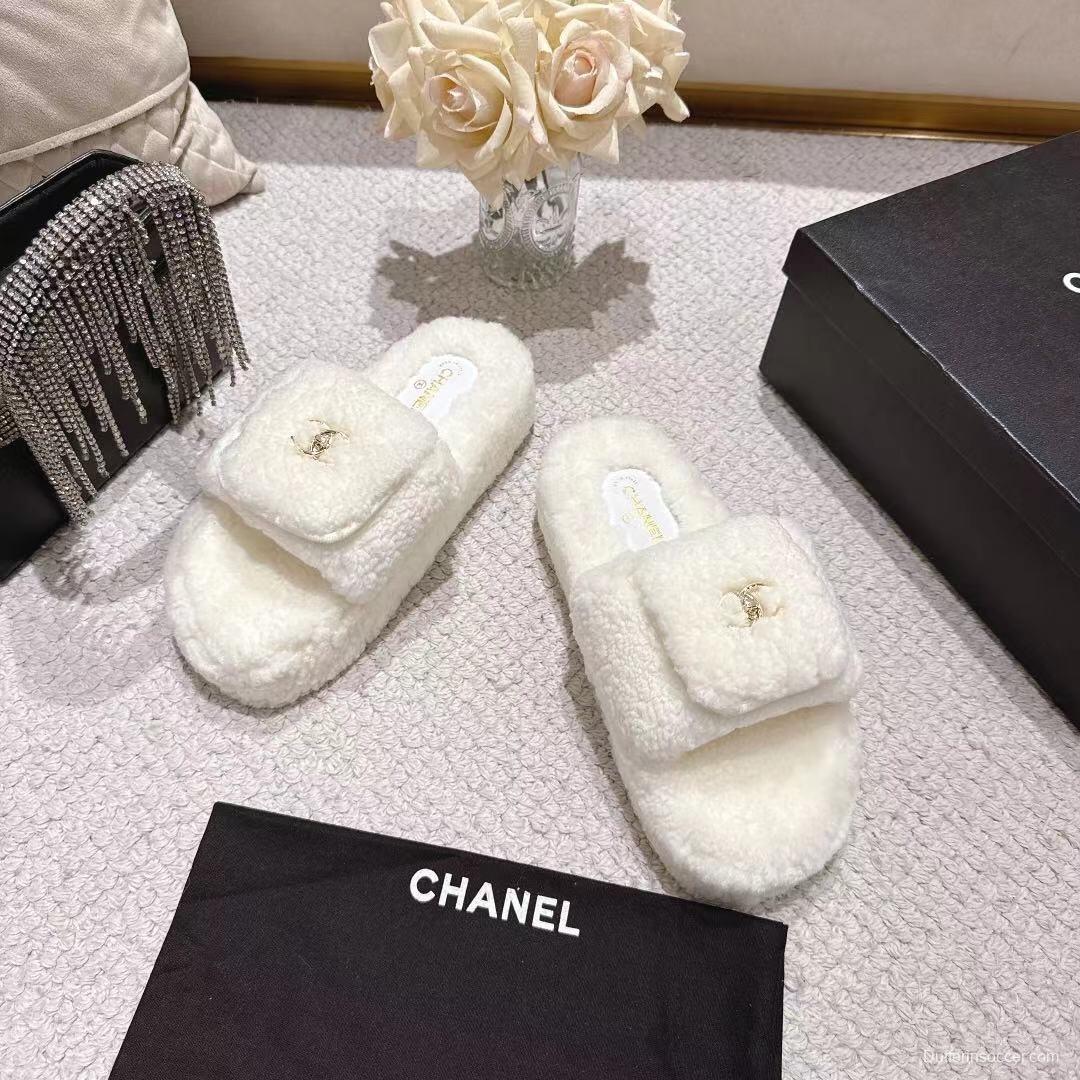 Chanel 2025/SS Slingback Lock Buckle Butterfly Fur Slippers - LY00250