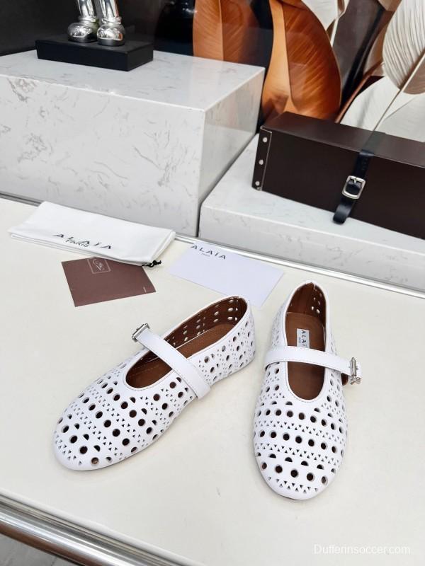 Alaia 2025/SS Perforated Ballet Flats - LY00320