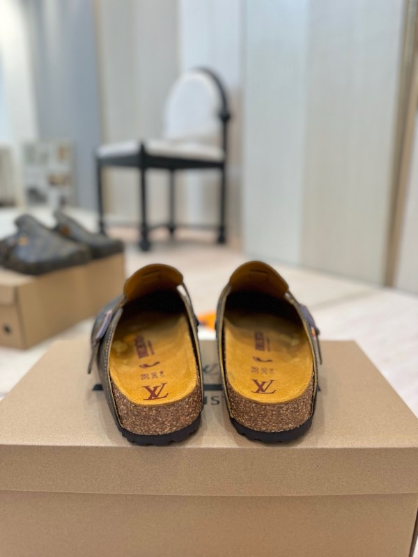 Louis Vuitton Boston Closed-Toe Soft Sole Mule Slippers - KFY00300