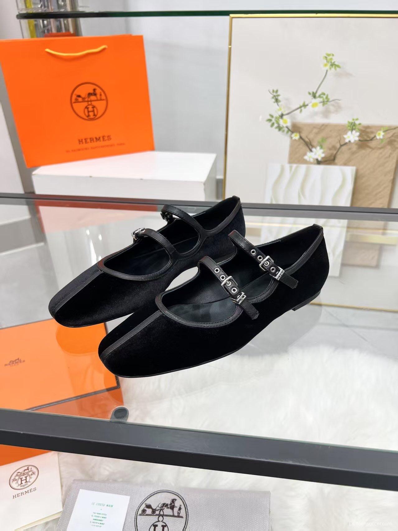 Hermès Classic Sandals with Upgraded Craftsmanship and Materials - LY00300