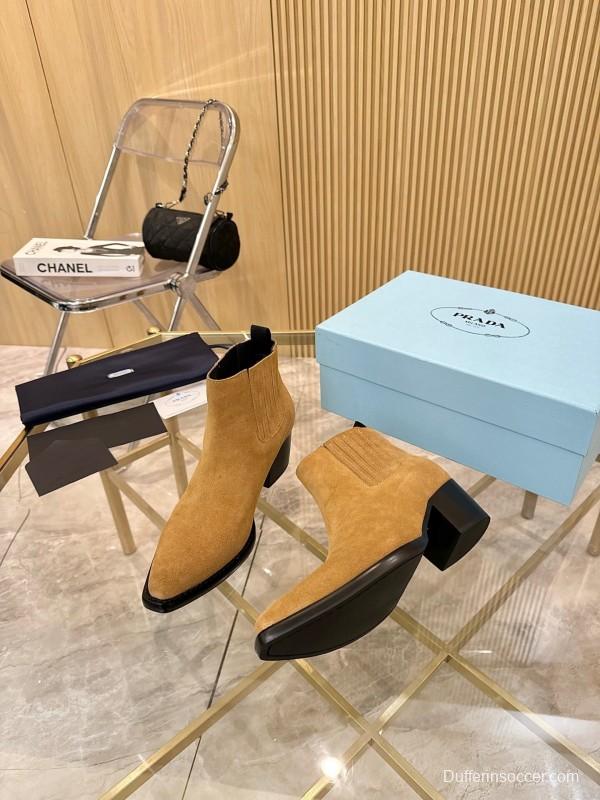 Prada Classic Pointed Toe Boots - L Y00310