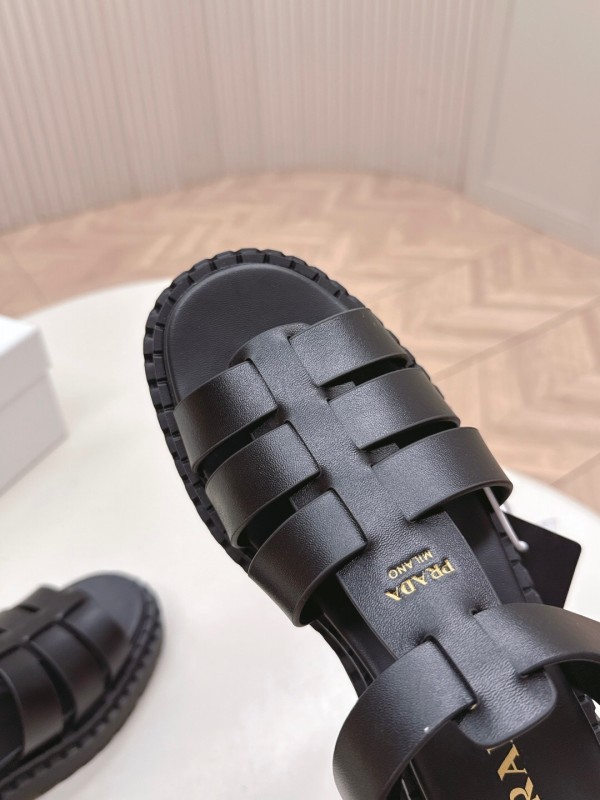 Prada Spring/Summer 2025 Low-Top Sandals Roman Platform - LY00290