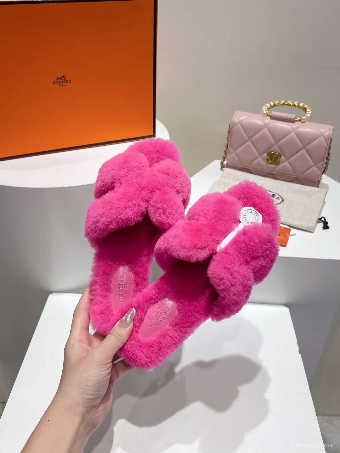 Hermès Fall/Winter 2025 Flat Fur Slippers - LY00240