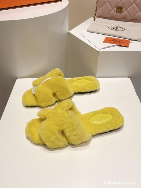 Hermès 2025 SS Love Fur Slippers Flat Sole Autumn Winter Collection - LY00240