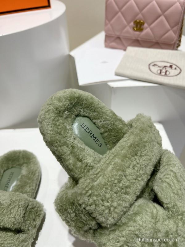 H Love Erjiu Full Wool Slippers with Slightly Curled Fur - LY00270