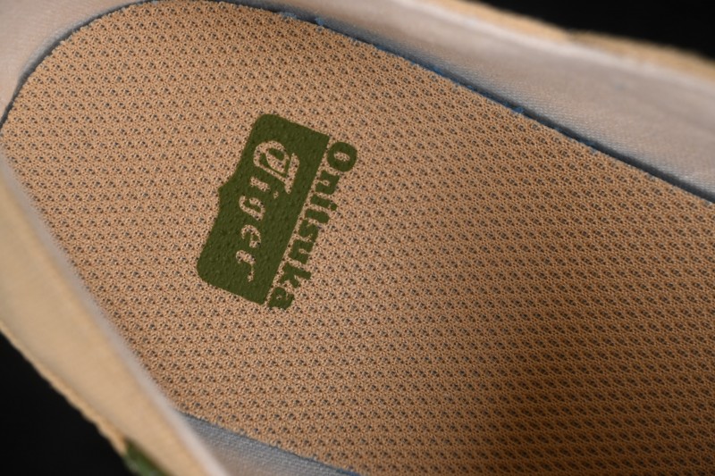 Adidas Tech Response Running Shoes with Advanced Cushioning - CSC3