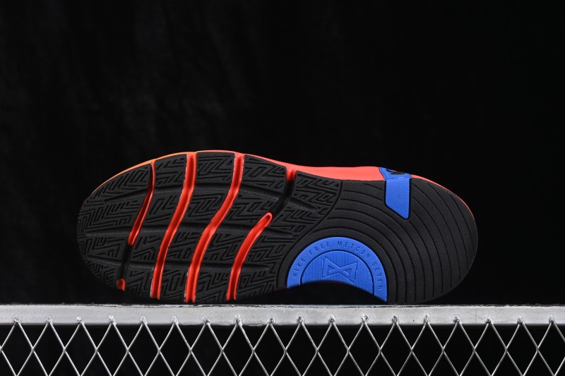 Nike Free Metcon 7 Training Shoes with Breathable Mesh and Cushioned Sole - II7405-102
