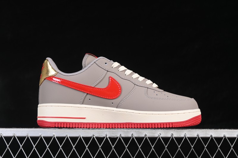 Nike Air Force 1 '07 Low Casual Sneakers with Tumbled Leather Upper and Cushioned Sole - NH0601-527