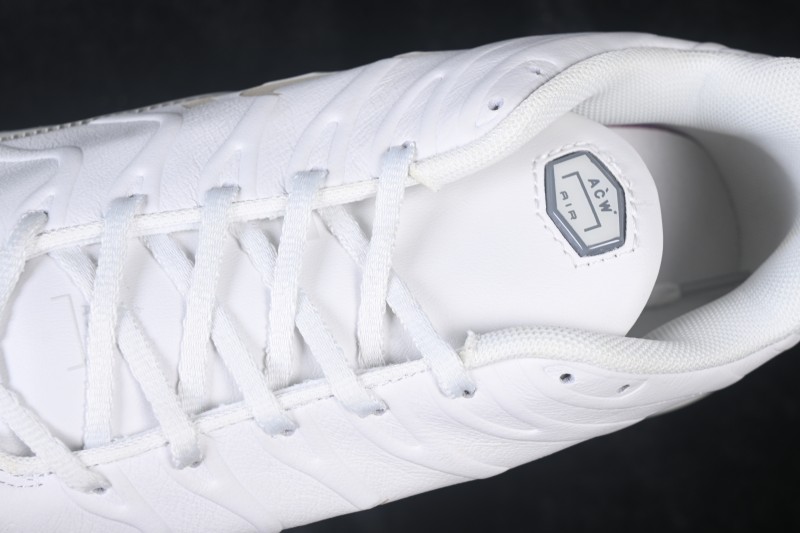 Nike Air Max Plus Retro Running Shoes with Full-Grain Leather and Tuned Air Cushioning - FD7855-002