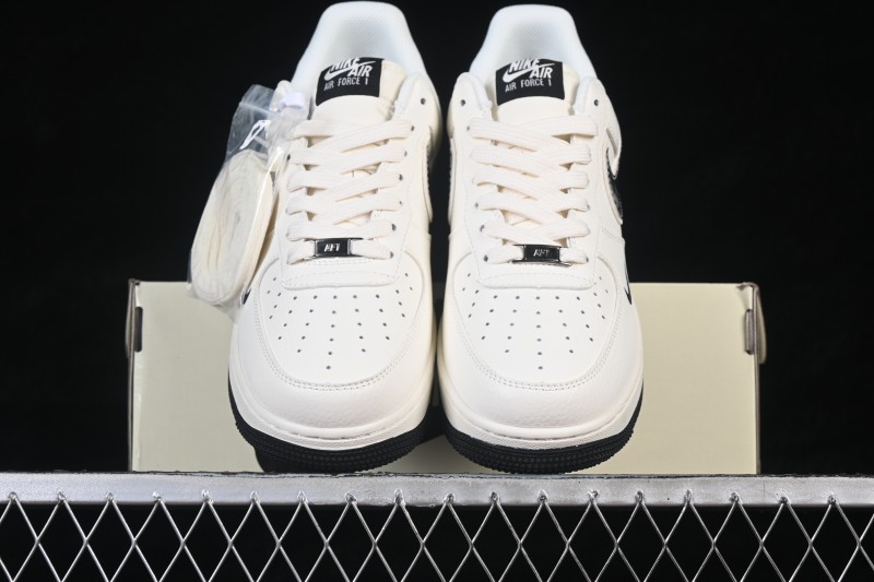 Nike Air Force 1 '07 Low Basketball Shoes with Classic Leather Upper - MM3399-811