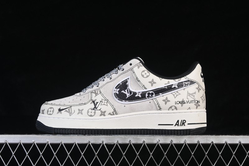 Nike Air Force 1 '07 Low Casual Sneakers with Gray and White Patterned Design - SY1388-030