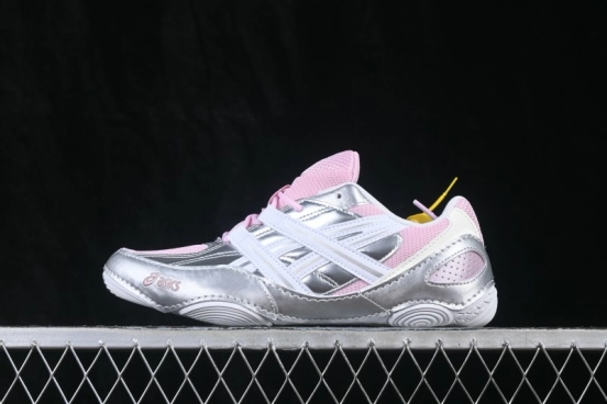 Adidas WMC3 Running Shoes with Breathable Upper and Cushioned Sole - 1203A879-102