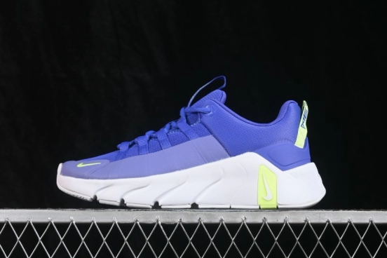 Nike Free Metcon 7 Training Shoes with Breathable Mesh and Cushioned Sole - II7406-103