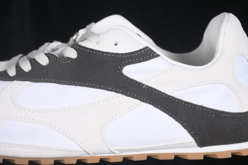 Bottega Veneta Low-Top Casual Athletic Dad Sneakers with Breathable Comfort - V3MS29163