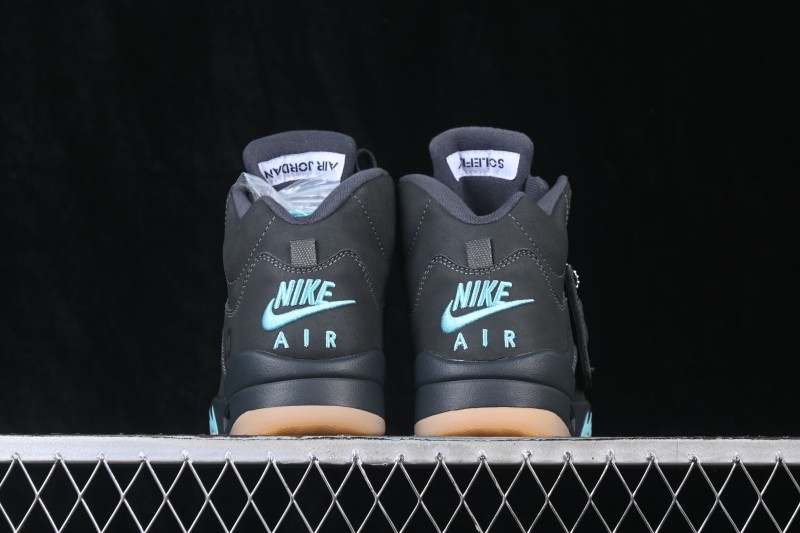 SoleFly x Air Jordan 5 Retro AJ5 Miami Wolf Grey - IU0734-001