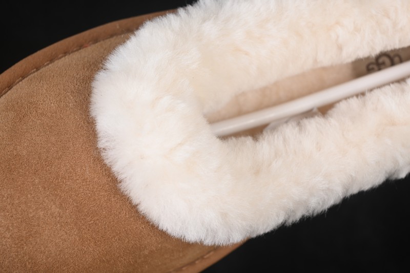 UGG Zora Lightweight Comfortable Casual Shoes - 1178111 CHE