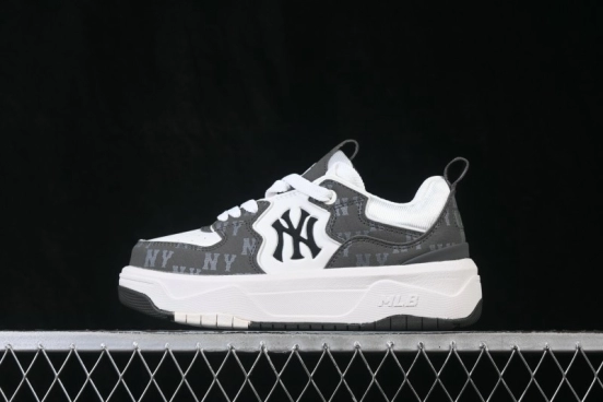 MLB Chunky Curve Liner Monogram New York Yankees Thick Sole Casual Running Shoes - 3ASXL206N50BKS